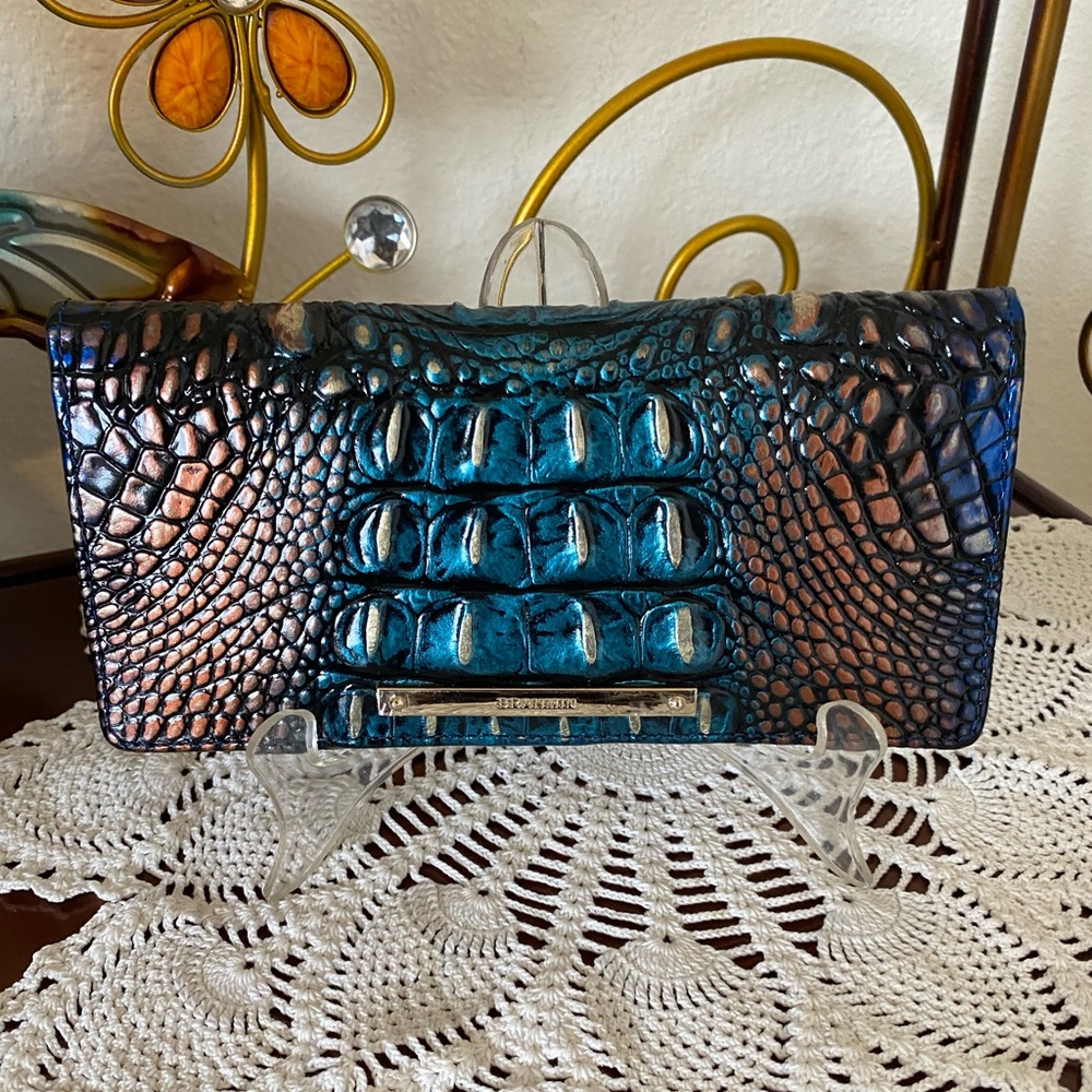 SOLD!! EUC Brahmin Ady wallet in Fortune